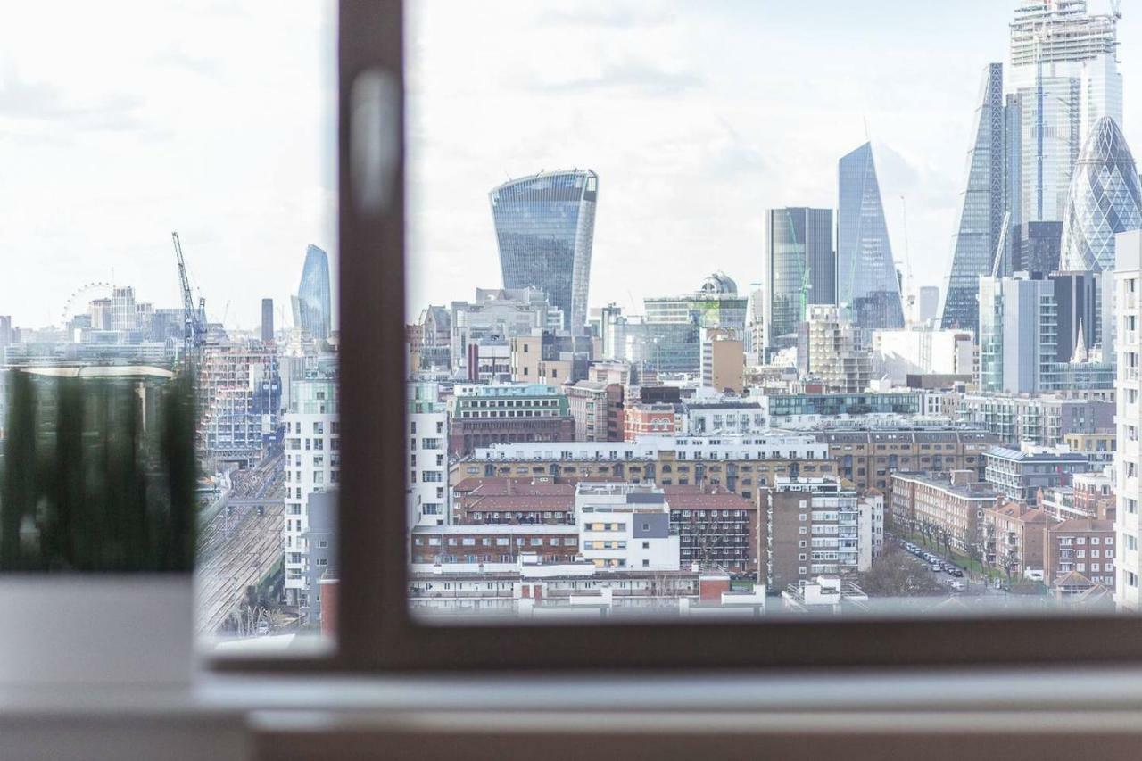 Modern 1 Bedroom Apartment In E1 With Great Views ロンドン エクステリア 写真